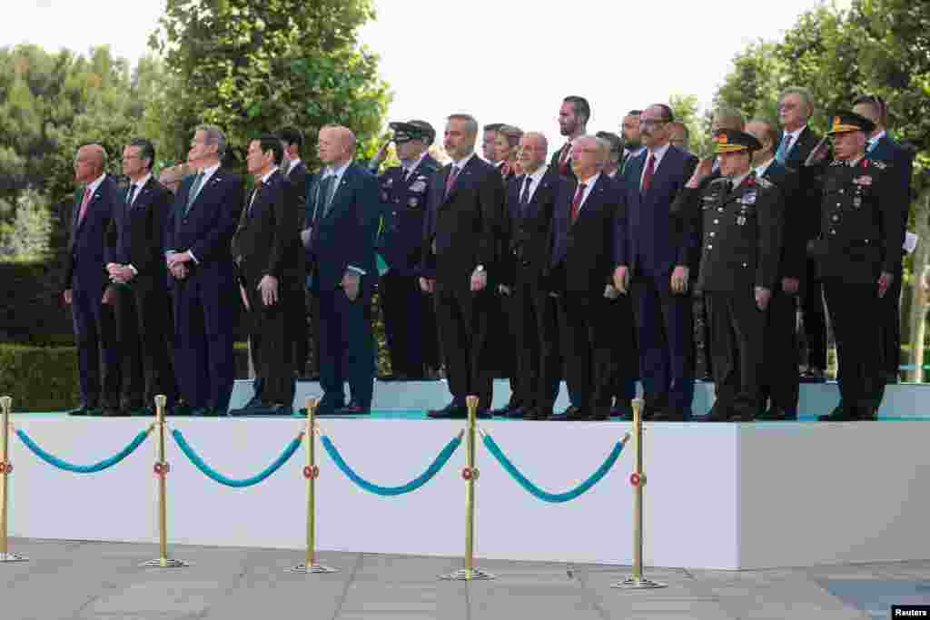  گالری عکس استقبال  رسمی اردوغان رییس جمهوری ترکیه از پرزیدنت ترامپ در آنکارا