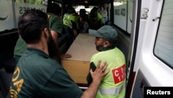 د پولیس په وینا داسې ښکاري چې سفارتکار ځان په ډز وژلی دی،