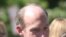 Thaddeus McCotter anunció su candidatura en concierto de rock en la ciudad de Detroit.