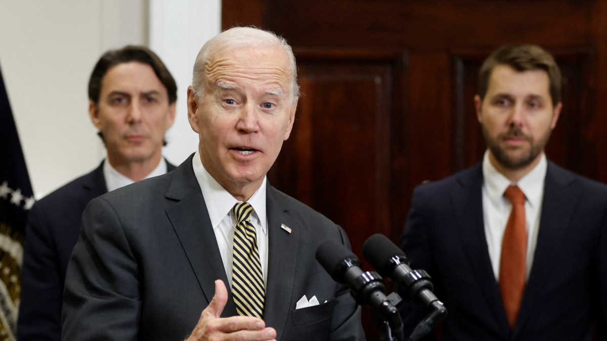 Biden “Putin is in a very difficult situation” … American parties found in Russian arms, accused of a gang of smugglers