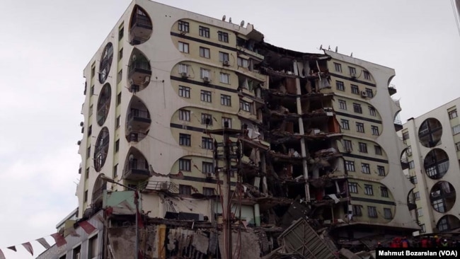 Depremin Diyarbakır’daki sembolü haline gelen Galeria Sitesi 89 kişiye mezar olmuştu.