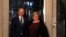 Tư liệu: Thủ tướng Na-uy Erna Solberg và phu quân Sindre Finnes tại London trước một lễ tiếp tân của NATO do Thủ tướng Anh Boris Johnson chủ trì, hôm 3/12/2019.  (AP Photo/Alastair Grant, Pool)