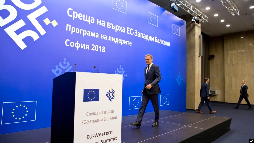 Predsednik Evropskog saveta Donald Tusk dolazi na konferenciju za novinare uoči samita EU-Zapadni Balkan u Sofiji