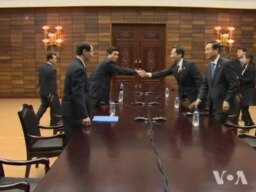 Koreas Agree to Family Reunions