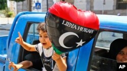 سه‌رهه‌ڵـداوانی لیبیا ده‌ست به‌سه‌ر شـارۆچکه‌ی بن جه‌وادی سه‌ر ده‌ریا ده‌گرن