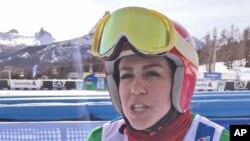 فروغ عباسی اسکی باز ایرانی  تیم ملی اسکی آلپاین زنان 