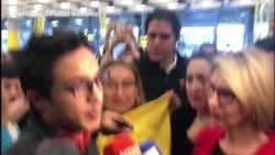 Activista liberado en Venezuela llega a España