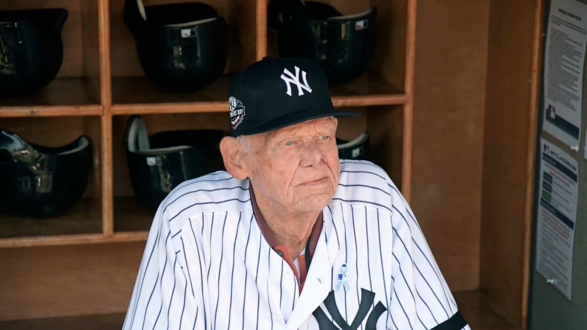 Don Larsen, perfect game pitcher in the World Series, has died