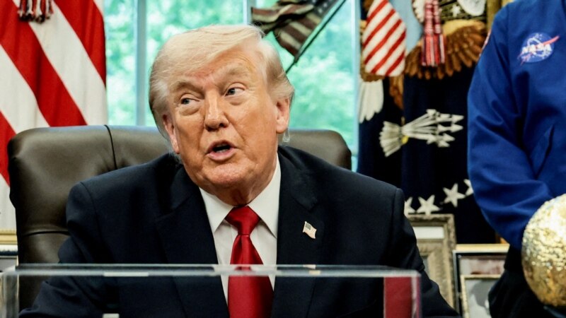 دونالد ترامپ: محاصره دریایی تا زمانی که جمهوری اسلامی بگوید «تسلیم شدیم» ادامه می‌یابد