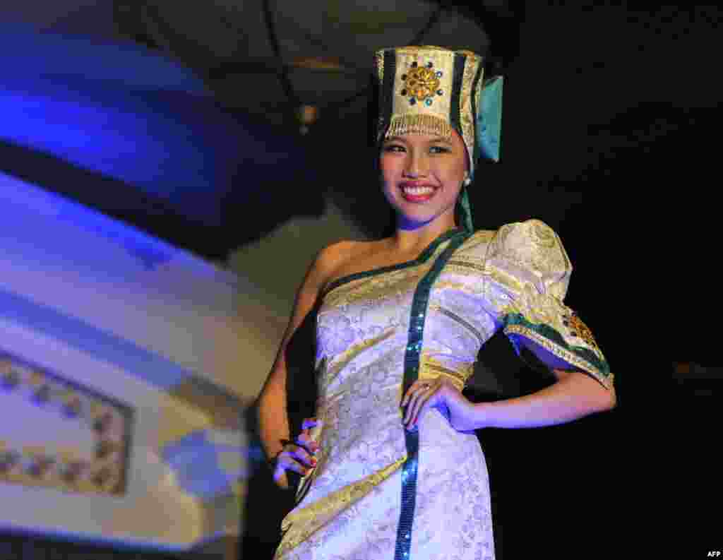 «Девчонки, ваш выход…»