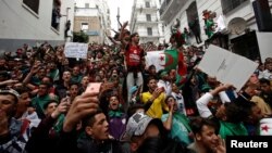 Demonstrators return to the streets to press demands for wholesale democratic change well beyond former President Abdelaziz Bouteflika's resignation, in Algiers, Algeria, April 19, 2019. 