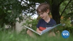 Tiny Libraries Pop Up Across America 