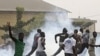 نيجريه: کاهش قيمت بنزين عقب نشينی از قطع يارانه ها نيست