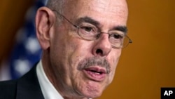 Henry A. Waxman jugó un papel cardinal en la redacción de la nueva ley de salud del presidente Barack Obama.