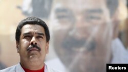 El presidente venezolano, Nicolás Maduro, dice que continuará impulsando el modelo socialista pese a la derrota sufrida en las elecciones legislativas del 6 de diciembre de 2015.