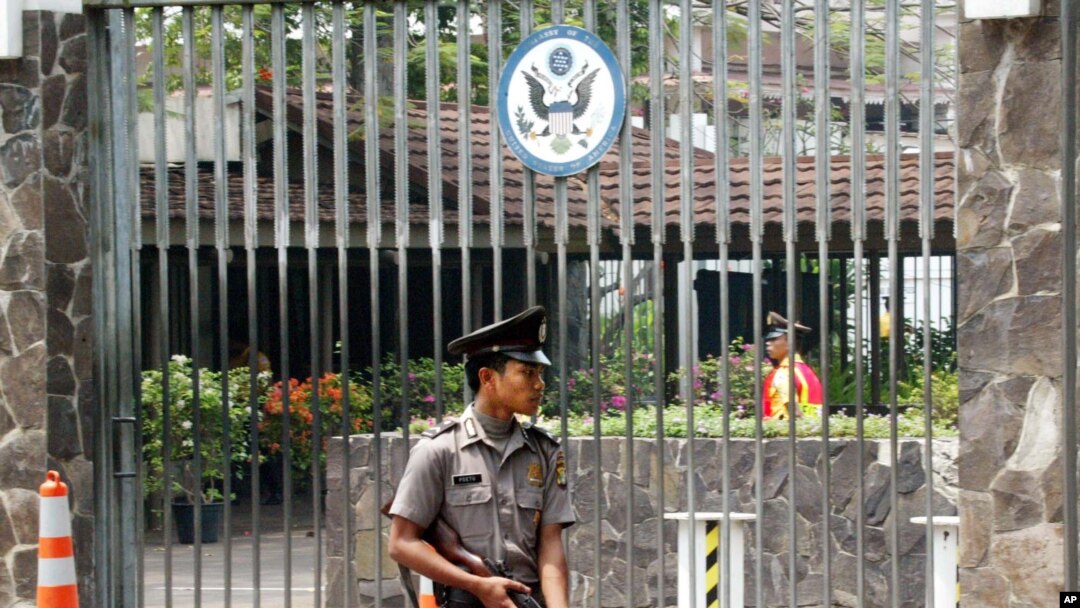 Pintu gerbang Kedutaan Amerika Serikat di Jakarta. (Foto: dok).