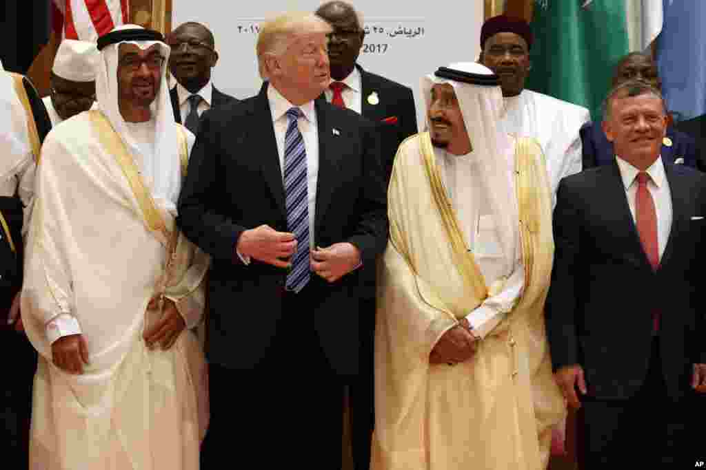 Президент США Дональд Трамп и Салман ибн Абдул-Азиз Аль Сауд, король Саудовской Аравии