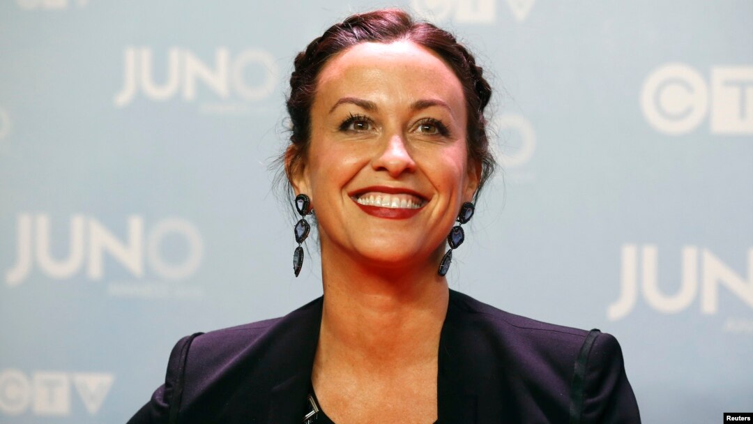 Canadian-American singer Alanis Morissette, who is being inducted into the Canadian Music Hall of Fame, arrives at the 2015 Juno Awards in Hamilton, Ontario, March 15, 2015.