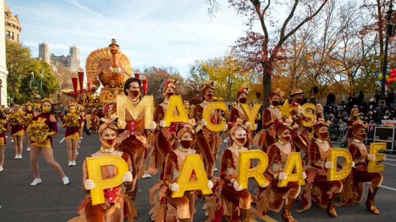 Macy’s Thanksgiving Day Parade kicks off a century after its first trip through Manhattan  