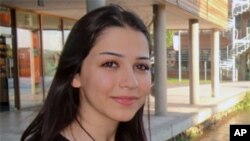 فه‌رهه‌نگ و تۆره‌ی کوردی: سازان مه‌نده‌لاوی