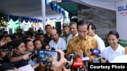 Presiden Joko Widodo memberi keterangan kepada media di Penjaringan, Jakarta Utara, Selasa, 13 Juni 2017. (Foto: Biro Pers Kepresidenan)