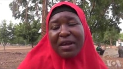 Uyu ni Aisha Yesufu, umwe mu bashinze itsinda ry’ubuvugizi ryiswe: BringBackOurGirls. Kuri uyu munsi mupuzamahanga w’umugore kw’isi, Aisha arasobanura akamaro ko kwibuka abakobwa bakomeje kuzimira bakomoka ahitwa Chibok muri Nijeriya. (Abuja, Nijeriya, 07/03/2016)