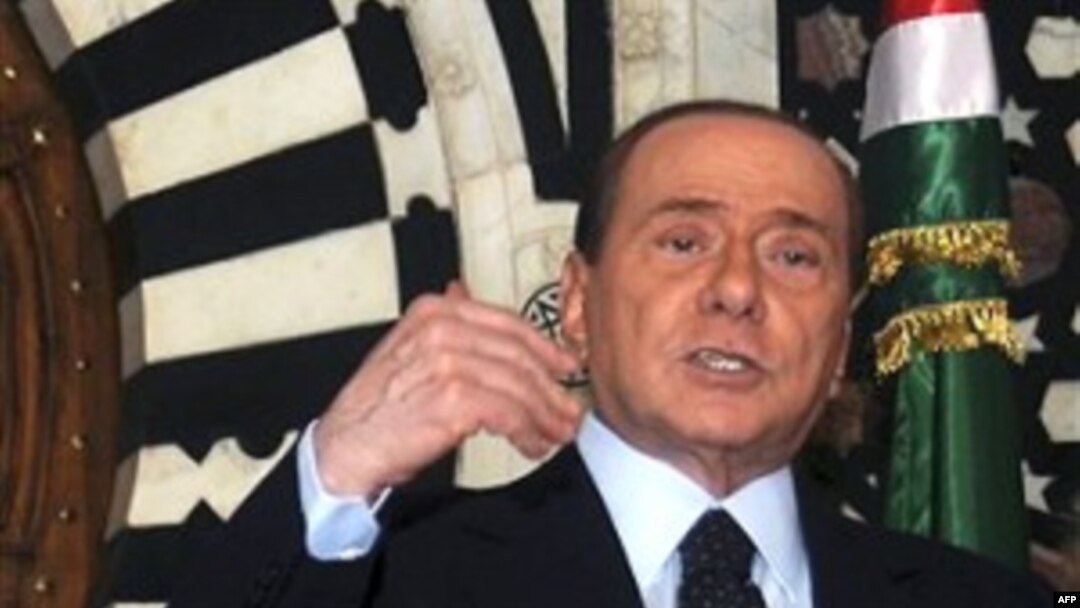 Thủ tướng Berlusconi kêu gọi các nước châu Âu giúp Ý đối phó với làn sóng di dân Bắc Phi đổ về một hòn đảo của Ý
