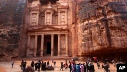 Treasury, monumen arkeologi paling terkenal Yordania, sisa dari peradaban Nabatean kerajaan Petra, 13 Februari 2017. (Foto: dok)