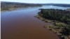 Vista desde un dron muestra el lago Peñuelas, que se había secado y después de una temporada de lluvias torrenciales, en Chile, su recuperado embalse dista todavía de sus niveles históricos.