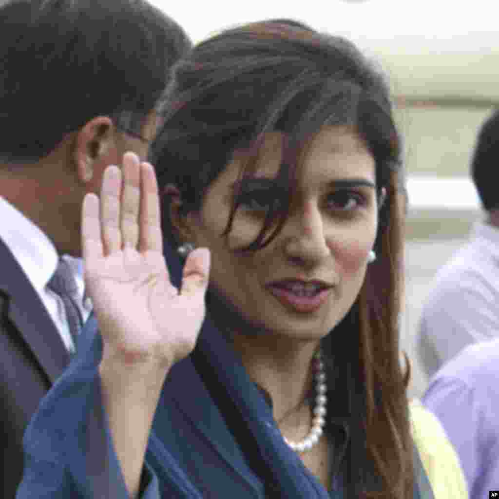 حنا رباني کهر د پاکستان د بهرنیو چارو نوی وزيره په عکسونو کې