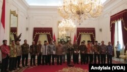 Presiden Joko Widodo melakukan pertemuan dengan seluruh pimpinan lembaga negara di Istana Merdeka, Jakarta, Selasa 14 Maret 2017. (Foto: VOA/Andylala)