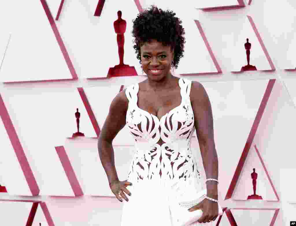 Viola Davis arrives at the Oscars on Sunday, April 25, 2021, at Union Station in Los Angeles. (AP Photo/Chris Pizzello, Pool)