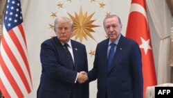 ترمپ در آغاز این دیدار، روابط خود با اردوغان را "بسیار ویژه" توصیف کرد و گفت: "ما دوستان بسیار خوبی استیم." 