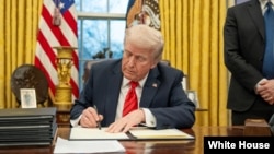 资料照片：美国总统唐纳德·特朗普 (2025年5月)