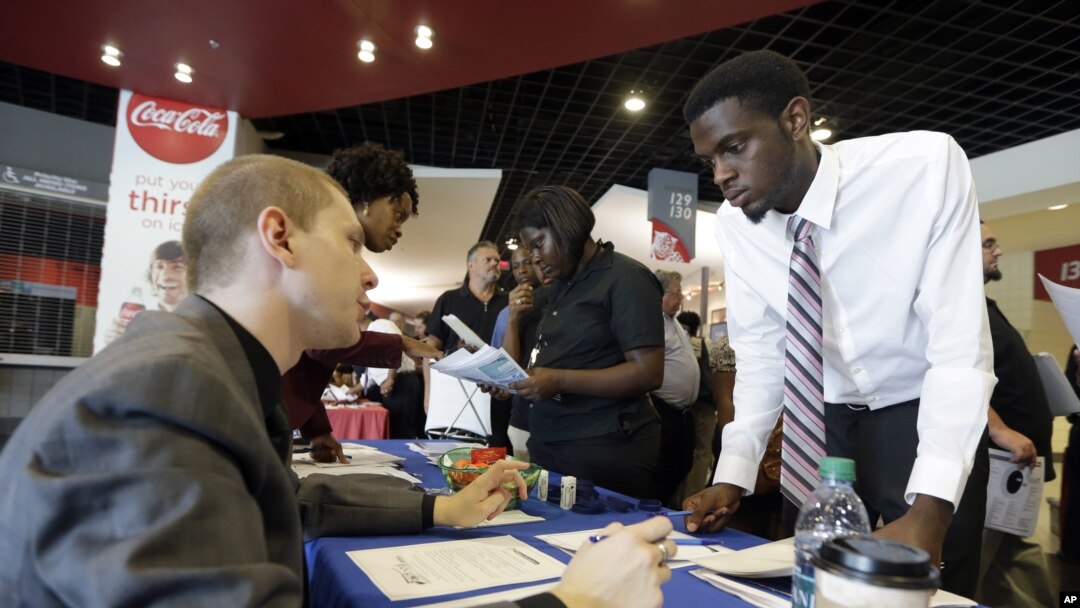 Suasana pameran untuk para pencari kerja (job fair) di Sunrise, Florida (Foto: dok).