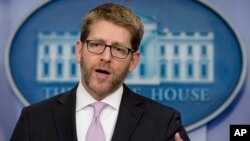 Juru bicara Gedung Putih Jay Carney menyerukan agar pemerintah Suriah mempercepat pemindahan senjata kimianya ke pelabuhan untuk dimusnahkan (foto: dok).
