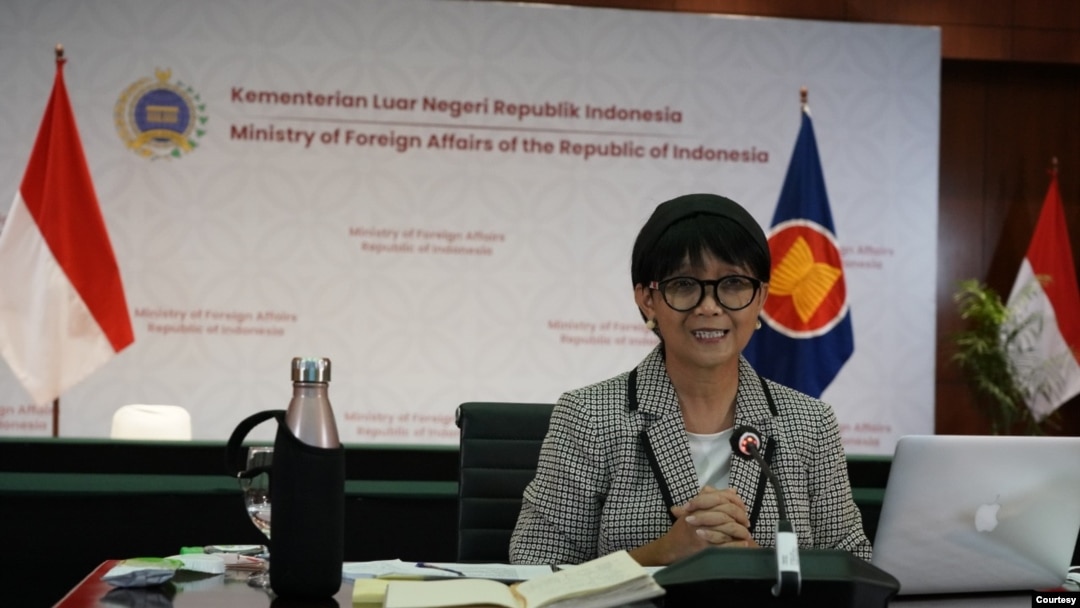 Menteri Luar Negeri Retno Marsudi dalam jumpa pers secara virtual, Rabu (30/9). (Foto: Kementerian Luar Negeri)