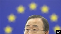 លោក​ Ban Ki-moon ​នឹង​ធ្វើ​ទស្សនកិច្ច​រយៈពេល​ពីរ​ថ្ងៃ​នៅ កម្ពុជា ​ចាប់ផ្តើម​ពី​ថ្ងៃពុធ​នេះ​ ​លោក​នឹង​ជួប​ពិភាក្សា​ជាមួយ​ព្រះមហាក្សត្រ ​នរោត្តម ​សីហមុនី ​និង លោក​នាយក​រដ្ឋមន្ត្រី ​ហ៊ុន សែន​។