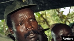 Joseph Kony, l'un des chefs rebelles les plus recherchés du monde (photo prise en 2006).