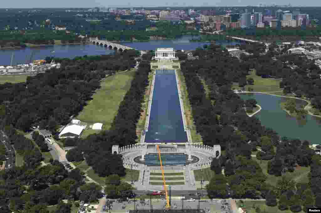 USA-250/REFLECTING POOL 