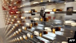 Perla të artit modern në shitje nga koleksione të fuqishme publike