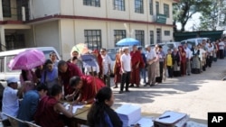 Residents of Gangchen Kyishong in Dharamsala came out in droves to cast their votes in the primary elections on Sunday, 3 October 2010/Photo by Tenzin Gyaltsen