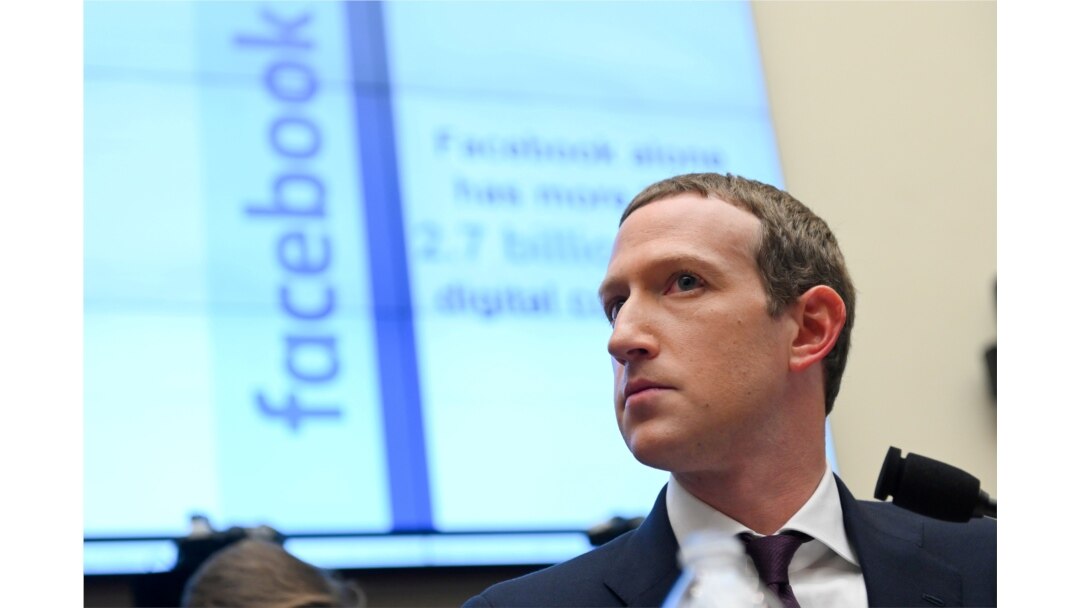 CEO Facebook Mark Zuckerberg bersaksi di sidang House Financial Services Committee di Washington. (Foto: Reuters)