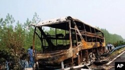 Sawirro: Isu-Gacan Qaadka Xildhibaannada Baarlamaanka