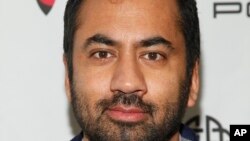 El actor Kal Penn es uno de los 16 miembros de la Comisión de Artes de la Casa Blanca que renunció en protesta por las declaraciones del presidente Donald Trump sobre Charlottesville.