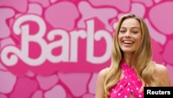 FILE - Actor Margot Robbie is photographed during a photocall for the upcoming Warner Bros. film "Barbie" in Los Angeles, California, U.S., June 25, 2023. (REUTERS/Mike Blake)