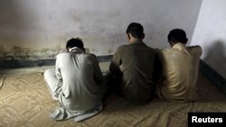 པ་ཀི་སི་ཐན་གྱི་ཆོས་ལུགས་སློབ་གྲྭ་ཁག་ཏུ་བཙན་གཡེམ།