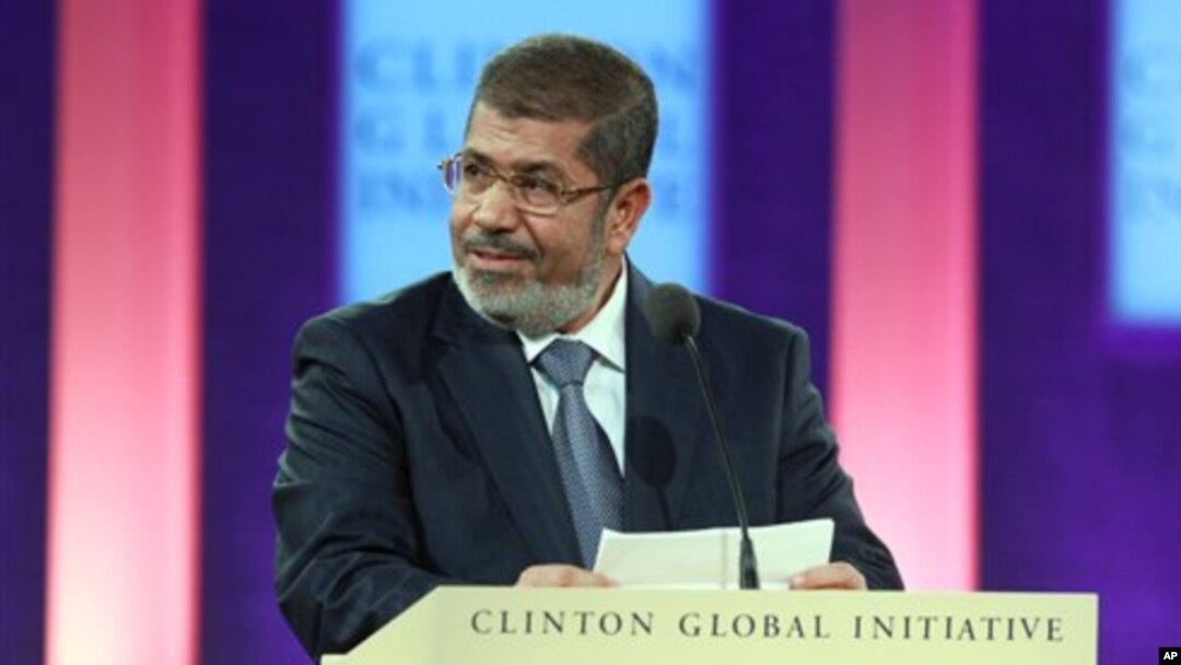 Presiden Mesir Mohammed Morsi berbicara tentang tantangan yang dihadapi negaranya dan kawasan Timur Tengah dalam forum Clinton Global Initiative di New York, Selasa (25/9).