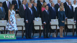 时事看台(夏明)：美国举办阅兵式，秀肌肉给谁看？