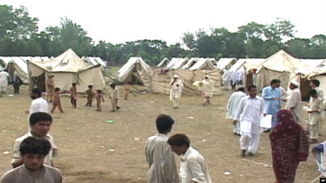 سندھ میں سیلاب کی تباہ کاریاں جاری، ہزاروں بے گھر